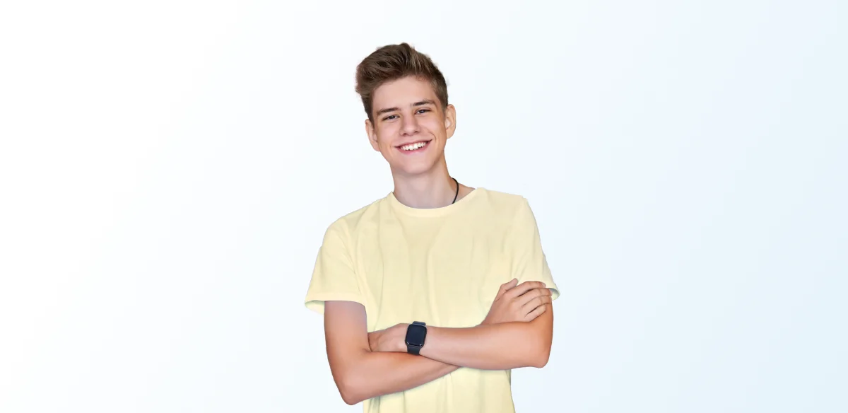 chico sonriendo