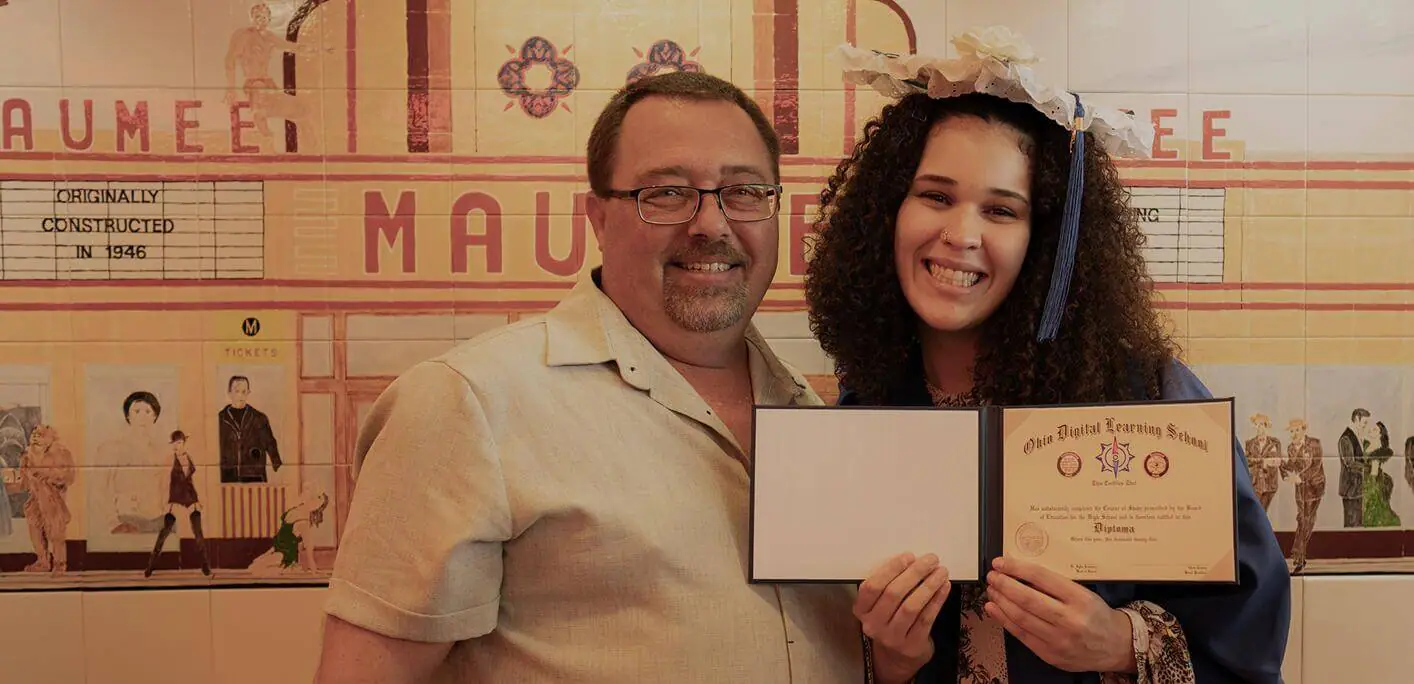 Estudiante con diploma